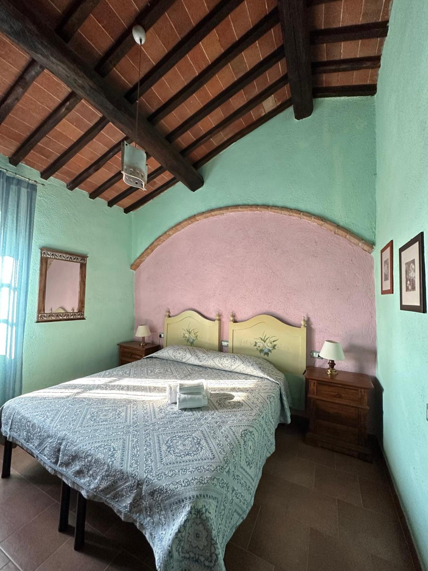Apartamento Borgo Tignano Casole dʼElsa Exterior foto